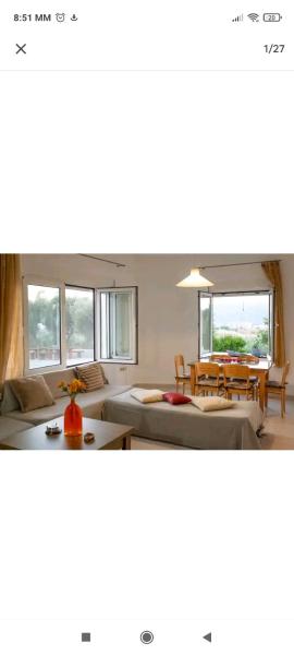 Cheerful 2 Bedroom Villa with Garden